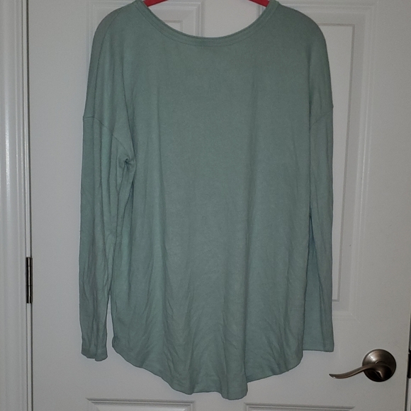 Sweater - Picture 6 of 6